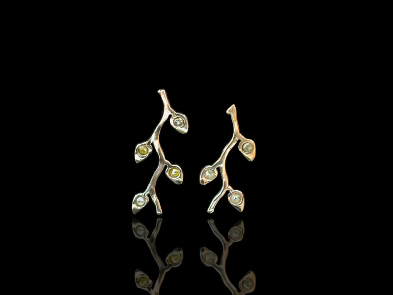 OLIVE LEAVES | Gold earrings with yellow & grey Diamonds OLIVE LEAVES | Gold earrings with yellow & grey Diamonds