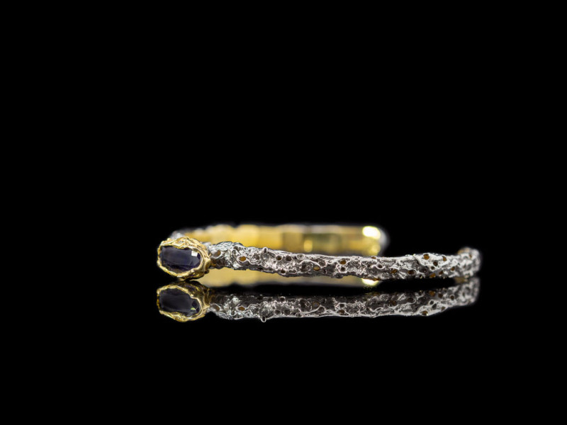 SAPPHIRE IN LAVA | Cuff in solid Silver, Gold and Rhodium SAPPHIRE IN LAVA | Cuff in solid Silver, Gold and Rhodium