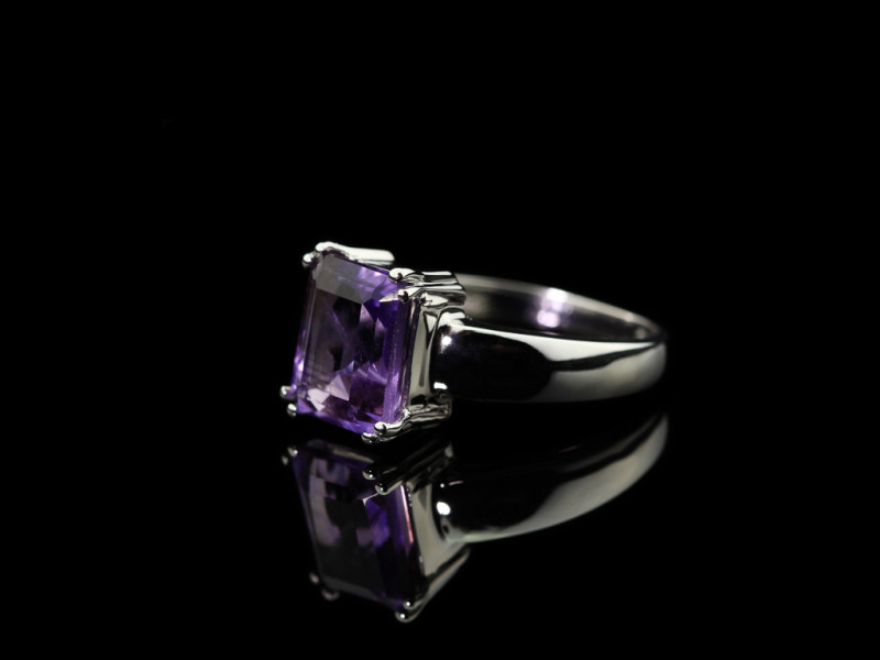 OCTAGON AMETHYST | Ring aus rhodiumplatierten 925er Silber (Ausverkauft)