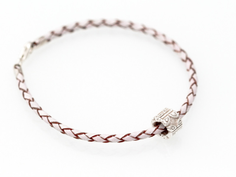 Charm bracelet braided white brown Sterling Silver clasp with ancient pattern silver charm (ausverkauft)