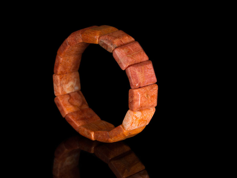 ORANGE OCEAN | Sponge Coral bracelet in emerald cut ORANGE OCEAN | Sponge Coral bracelet in emerald cut