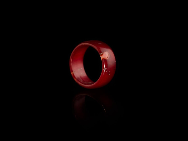 Koralle Vermelho | Ring aus natürlicher tiefroter Edelkoralle (verkauft)