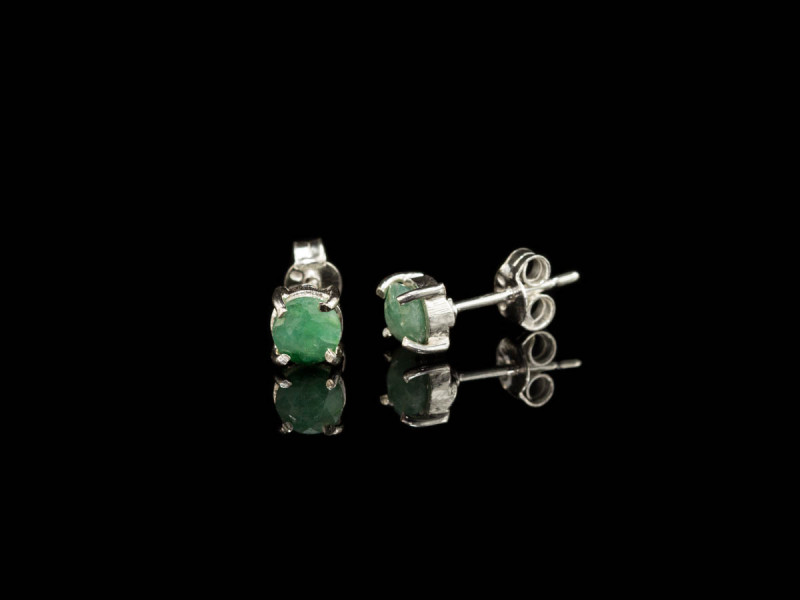 PUNKTE AUS SMARAGD | Ohrstecker aus 925er Silber (Ausverkauft)