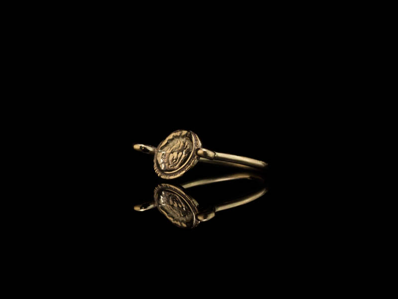GREEK MYTHOLOGY | Solid Gold ring with the face of the Medusa (9ct) (made to order)