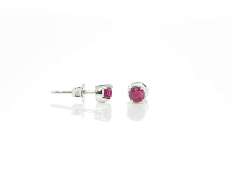 RED RUBY RHODIUM | Rubin-Ohrstecker aus 925er Silber (verkauft)