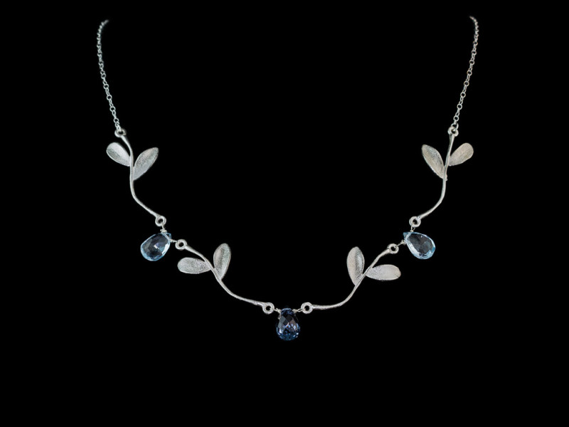 TOPAZ VERZAUBERT | Silberkette mit Blättchen auf Zweigen (verkauft)