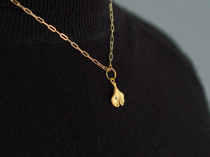 GINKGO SAPPHIRE | 14ct Gold Pendant