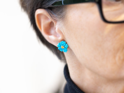 Sleeping Beauty turquoise flower earrings with yellow-orange sapphires in 18ct yellow gold