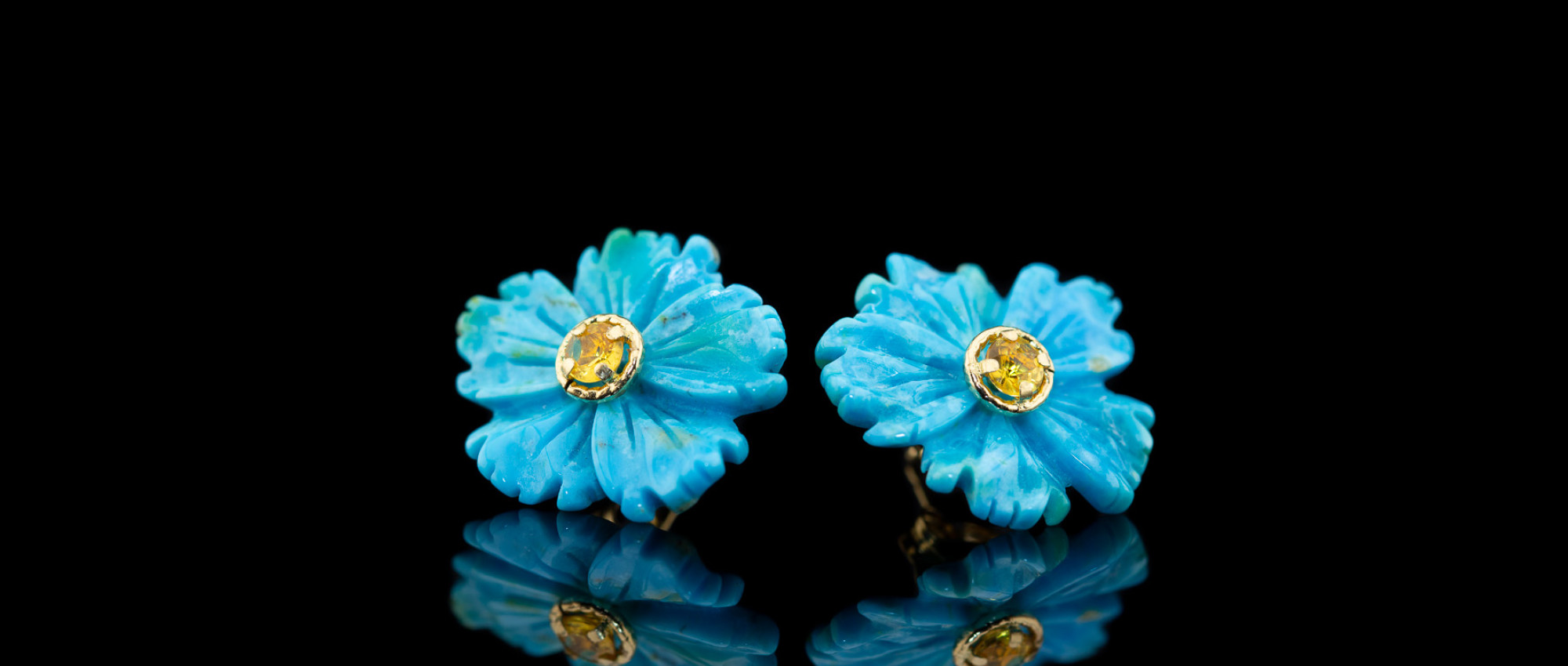Turquoise flowers with Sapphires in 14ct Gold