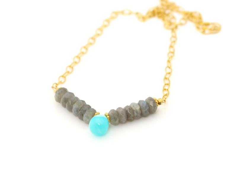 Blue Peruvian Opal Labradorite Gold vermeil necklace (ausverkauft)