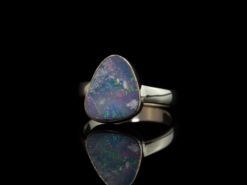 BLAUER OVALER OPAL | Ring aus 925er Silber