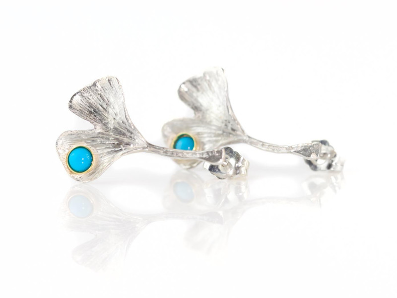Gingko Blatt Ohrringe | Sterlingsilber mit in 9ct Gold eingefasstem Türkis (ausverkauft)