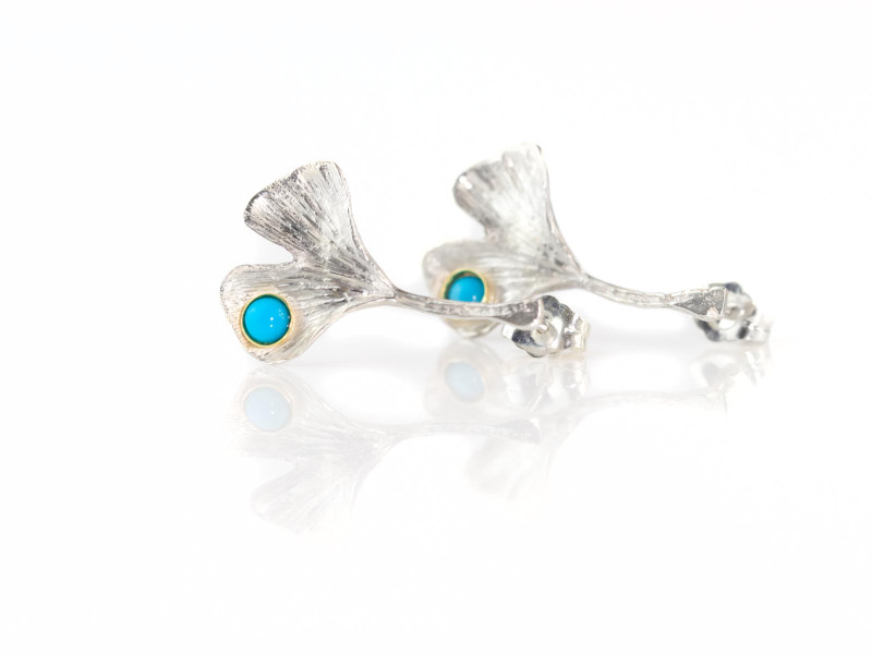 Gingko Blatt Ohrringe | Sterlingsilber mit in 9ct Gold eingefasstem Türkis (ausverkauft)
